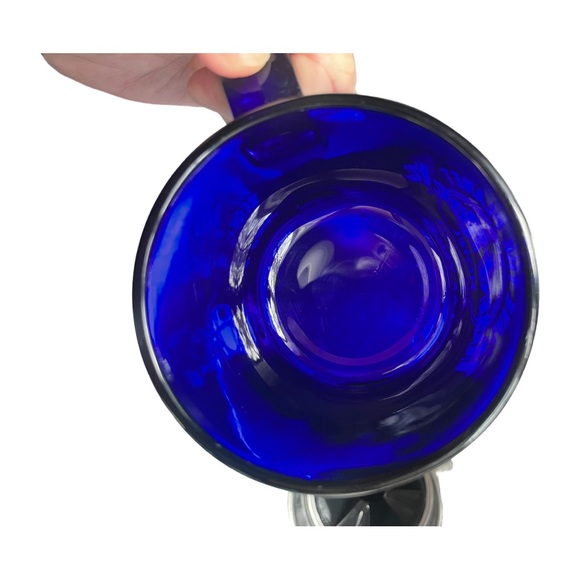 Beautiful Vintage Cobalt Blue Mug with Hard Rock Hotel Las Vegas Logo - Picture 3 of 5